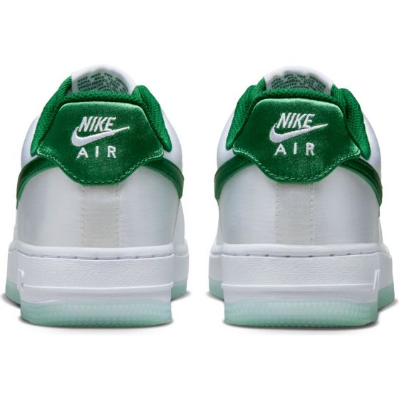 Meta Sports: WMNS AIR FORCE 1 07 ESS SNKR calzado